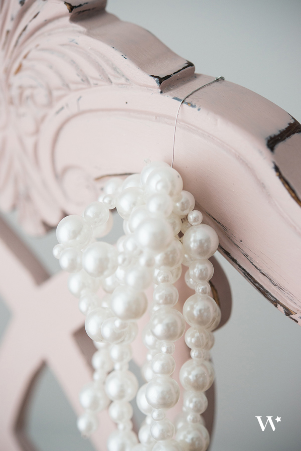 600x899xpearls-and-lace-aisle-marker-2