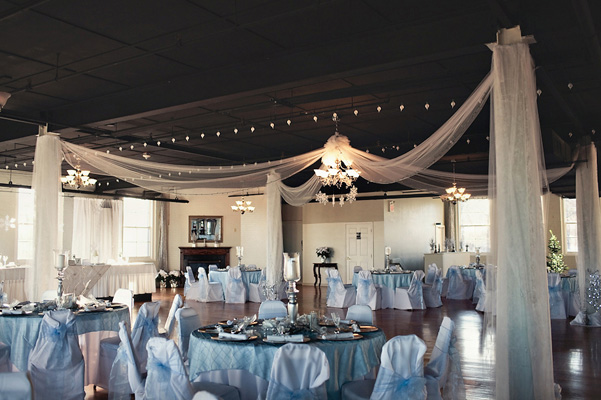 winter-wedding-reception-decor-turner-creative-photography