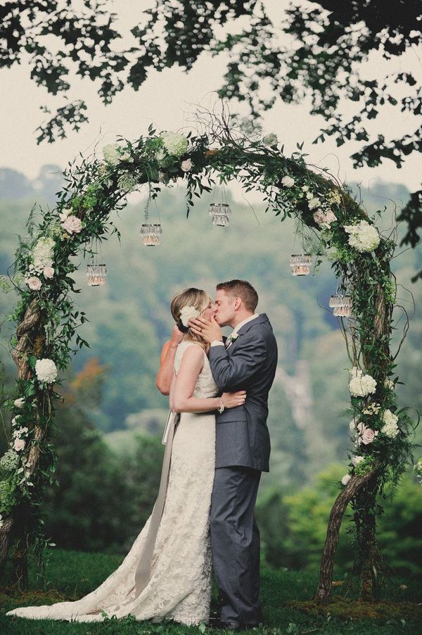romantic-white-floral-and-greenery-arch-ideas