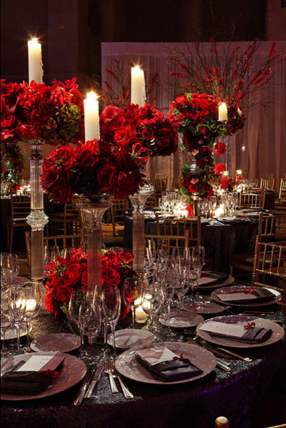 winter-wedding-rose-candle-centerpieces-tantawan-bloom-fred-marcus
