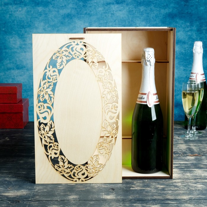 Коробка для 2 бутылок вина "Розы в овале " (38 х 22 х 11 см; без шампанского)