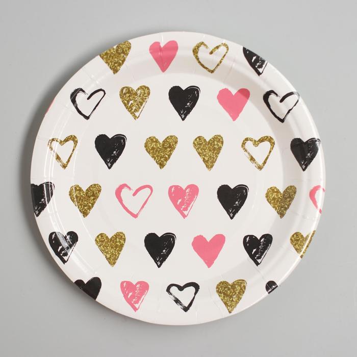 Набор бумажных тарелок "Разноцветные сердечки" (6 шт; 18 см)
