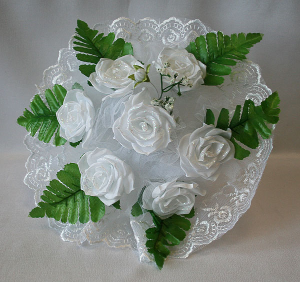 Свадебный букет "Красотка" (белые цветы)