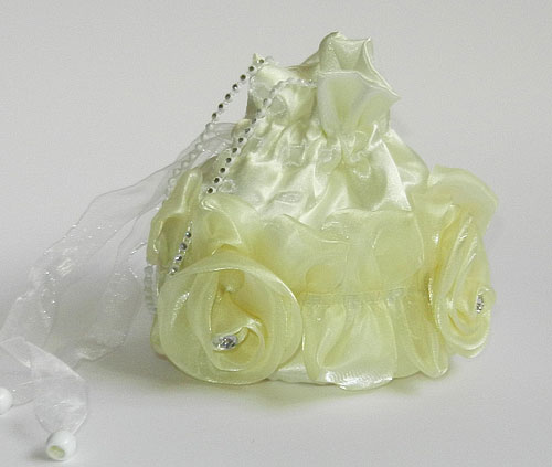 Свадебная сумочка для невесты "Волшебные розы" (айвори)