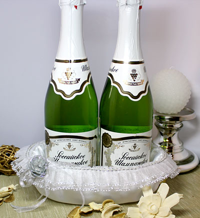 Декоративная подставка для шампанского "Пенелопа"