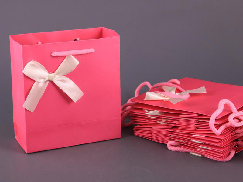 Подарочный пакет "Бант" (розовый, 16х14х7 см)