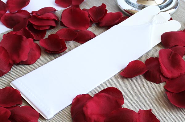 Перчатки для невесты "Симпл" (белые, короткие)