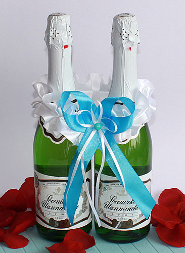 Украшение на шампанское "Банты" №2 (белый+голубой)