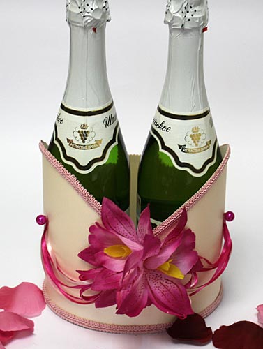 Чехол для шампанского "Аленький цветочек" (малиновый)