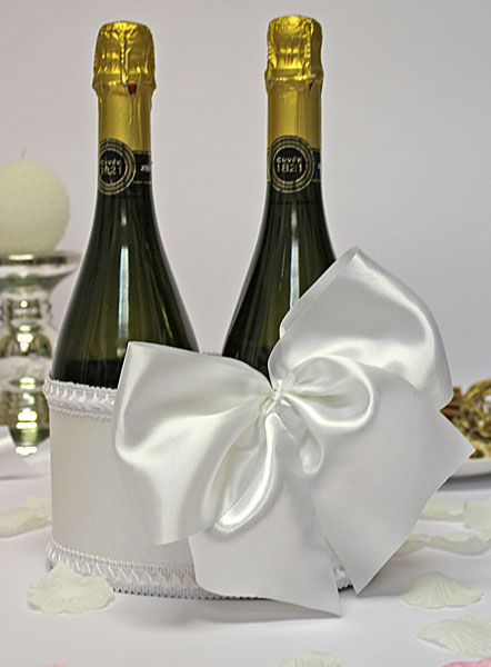 Декоративный чехол для свадебных бутылок "Классика-2"