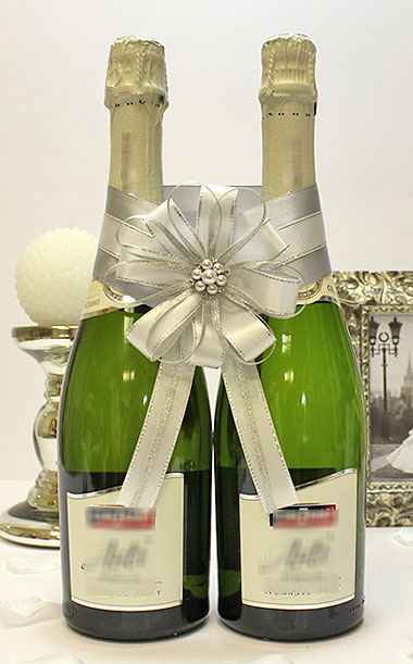 Свадебное украшение на шампанское "Зимняя сказка"