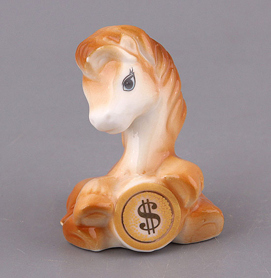 Фигурка "Лошадка с долларом"- свадебный сувенир для гостей