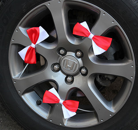 Бантик на диски свадебной машины (1 шт.) (красный)
