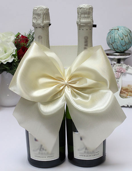 Декоративное украшение для шампанского Классика (айвори)