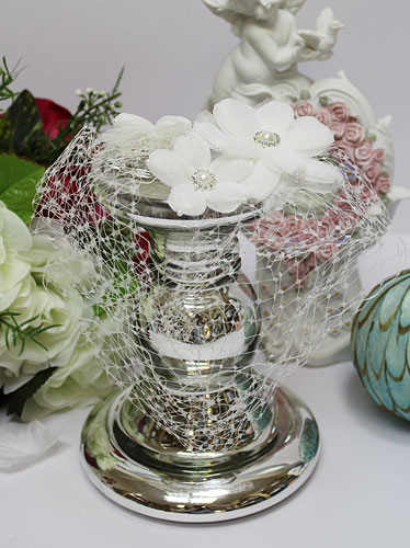 Свадебный гребень для прически "Леди и цветы"