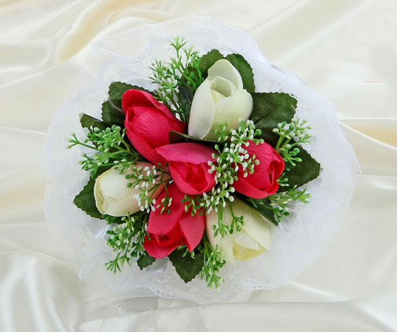 Свадебный букет-дублер "Весенние тюльпаны" (белый-малиновый)