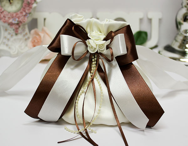 Сумочка-мешочек для невесты "Chocolate"