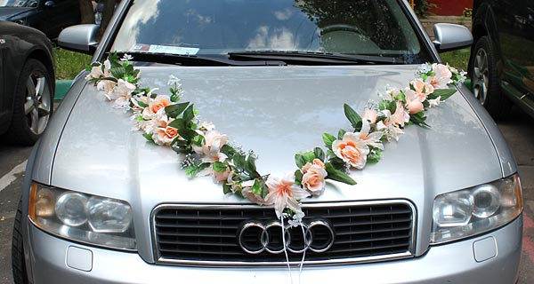 АРЕНДА Набор свадебных украшений на машину "Цветочная фантазия"  (персиковый)