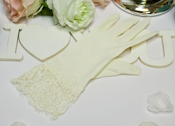Свадебные перчатки для невесты Rose (айвори)