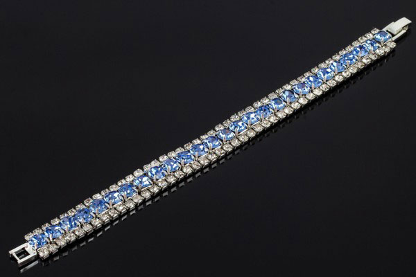 Свадебный браслет для невесты "Элегантный" (голубой)