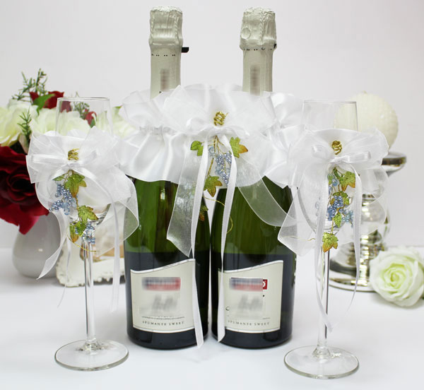 Комплект украшений на бокалы и шампанское "Виноградная лоза"