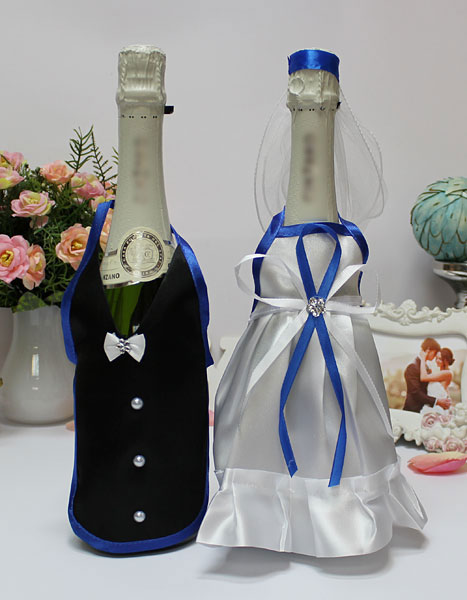 Наряды жениха и невесты для украшения шампанского (синий)