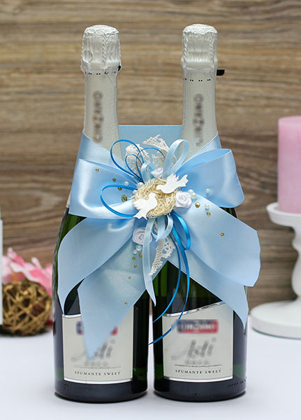 Украшение для свадебного шампанского Семейное гнездышко (голубой)