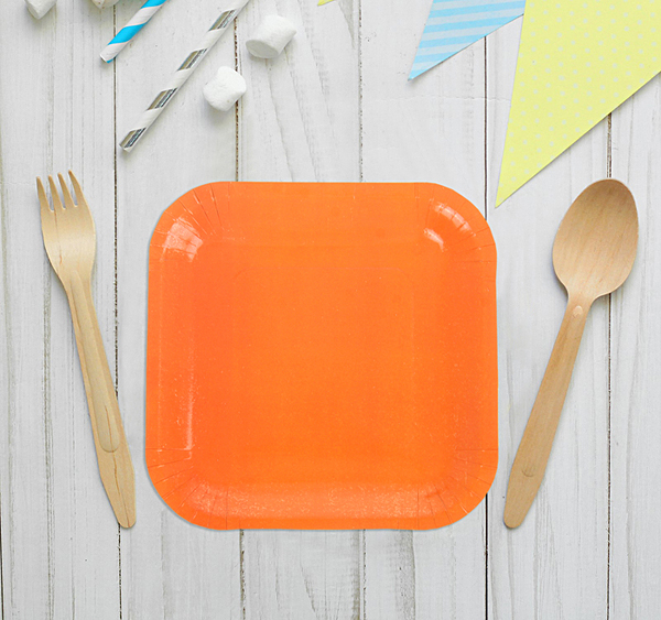 Набор квадратных бумажных тарелок (6 шт, 18 см) (оранжевый)