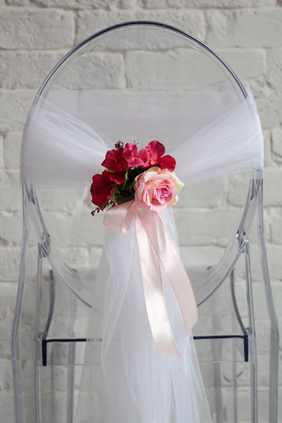 Чехлы на стулья для свадьбы Роскошь цветов (белый фатин)