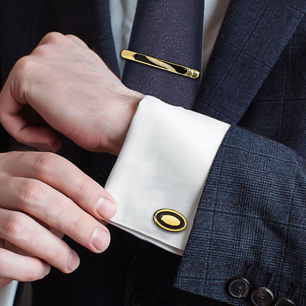 Набор: запонки + зажим для галстука "Жених"