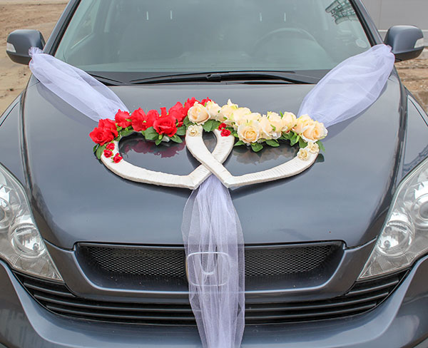 Украшение на машину для свадьбы "Слияние сердец"