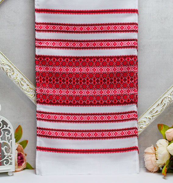 Свадебный рушник "Орнамент" с вышивкой (красный)