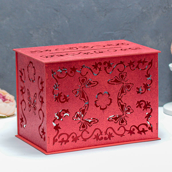 Деревянная резная шкатулка для свадебных подарков Бабочка (красный с блестками)