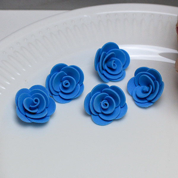 Латексный цветочек 3х2 см (голубой)