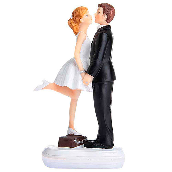 Свадебная фигурка в торт "Милая влюбленная парочка", 14х7,5 см