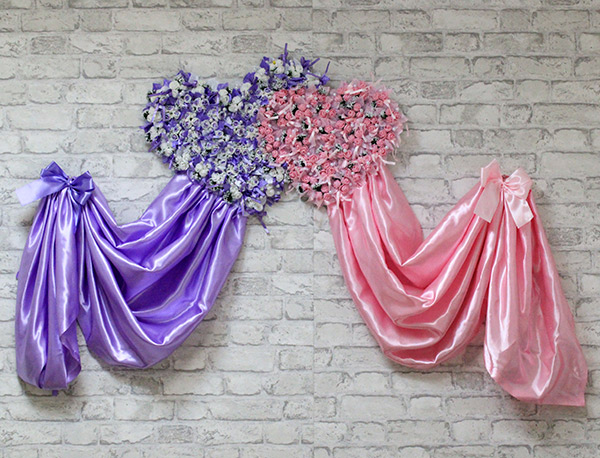 Свадебное украшение на стену "Трепет сердец" (сиреневый/розовый)