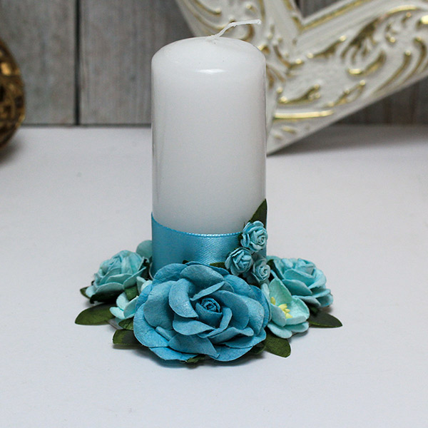 Небольшая свадебная свеча "Цветочные нотки" (голубой)