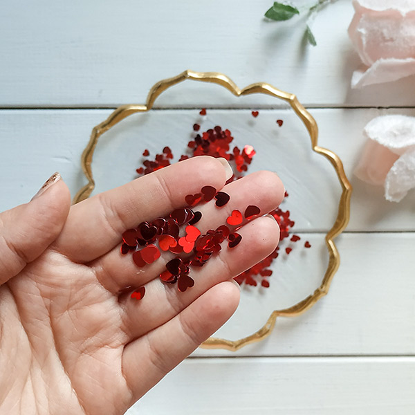 Свадебные конфетти для обсыпания "Сердца красные" (14 гр)