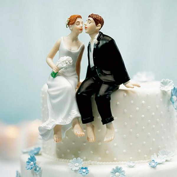 Свадебная фигурка в торт "Влюбленная пара"