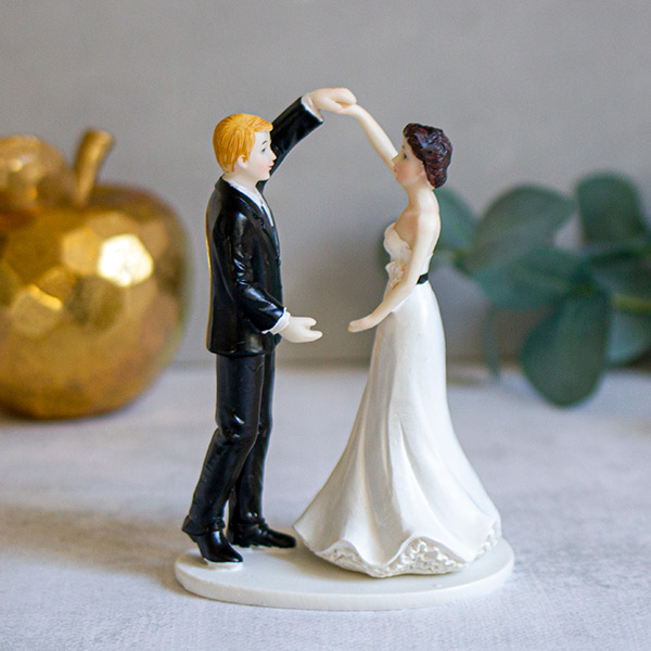 Свадебная фигурка в торт "Свадебный танец" (14 см)