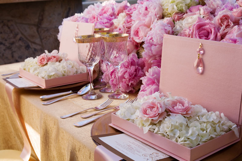 Свадебные цвета: золотой и розовый