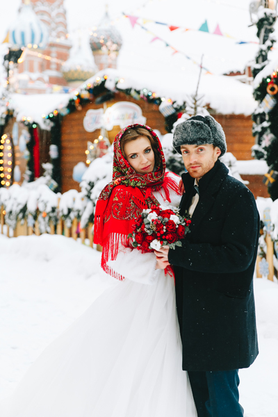 Свадебная фотосессия в традиционном русском стиле хохлома